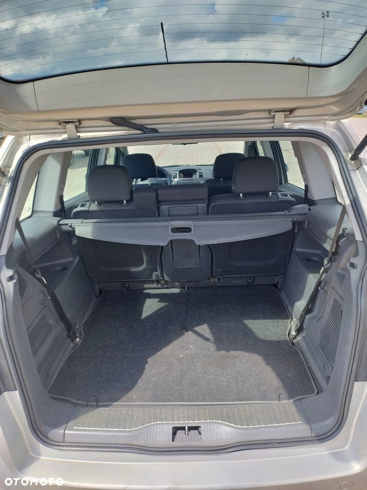 Opel Zafira 1.9 CDTI Sport ActiveSelect - 26