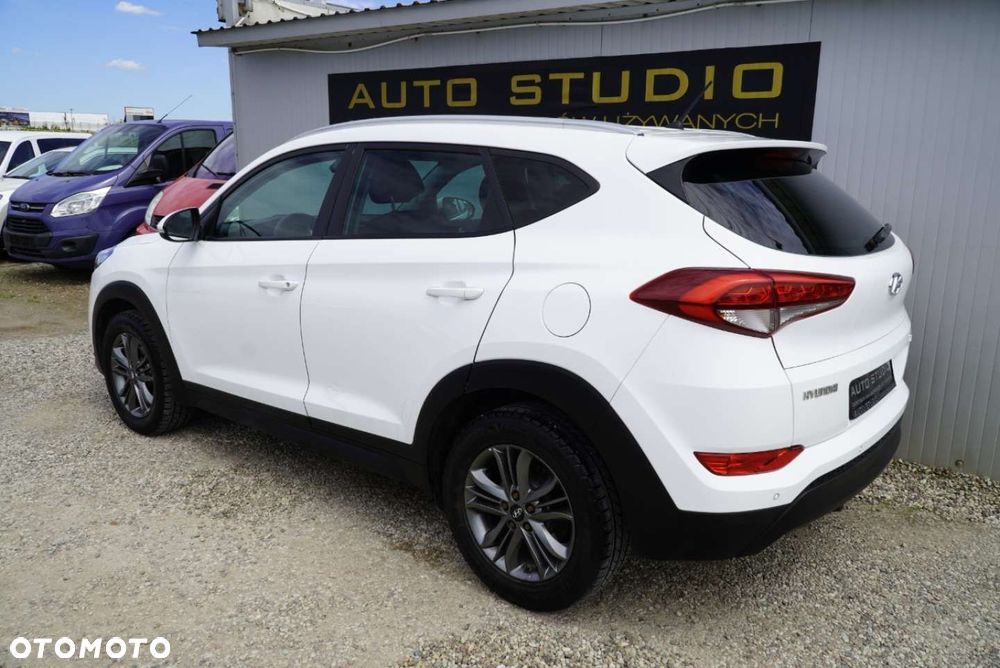 Hyundai Tucson 1.7 CRDI BlueDrive Comfort 2WD - 36