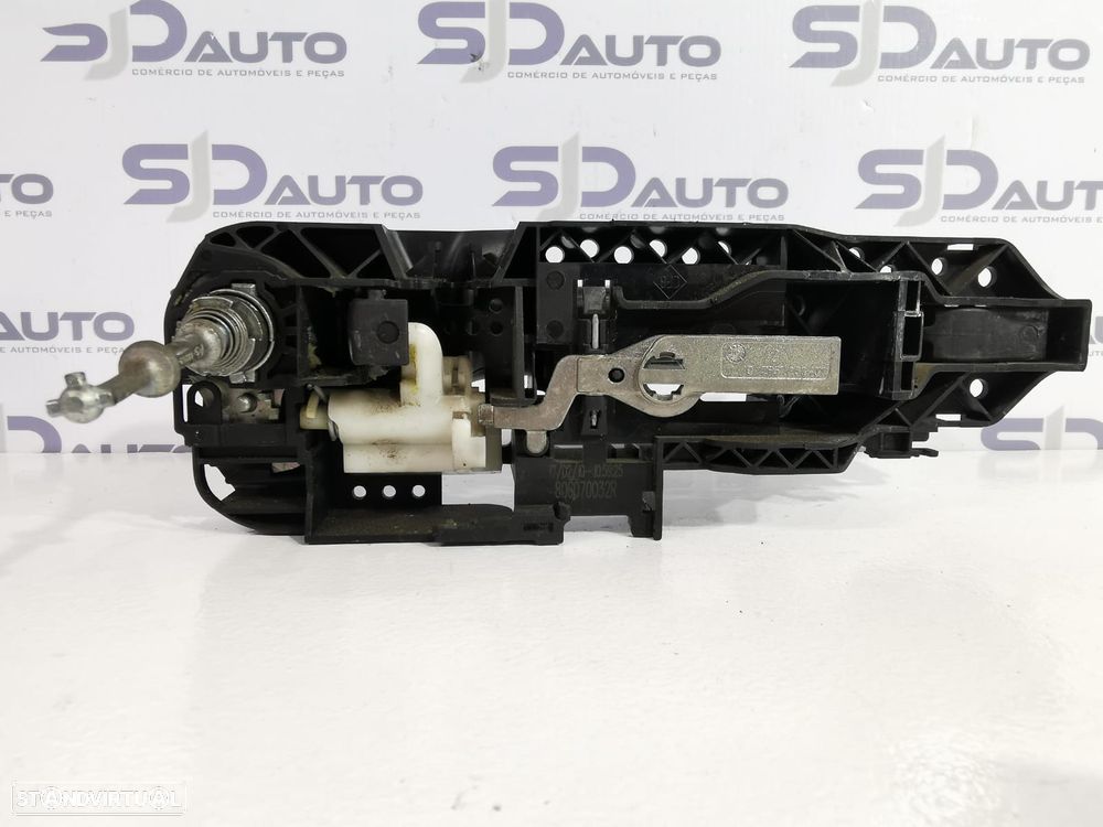 Puxadores Exteriores - Renault Megane III - 5