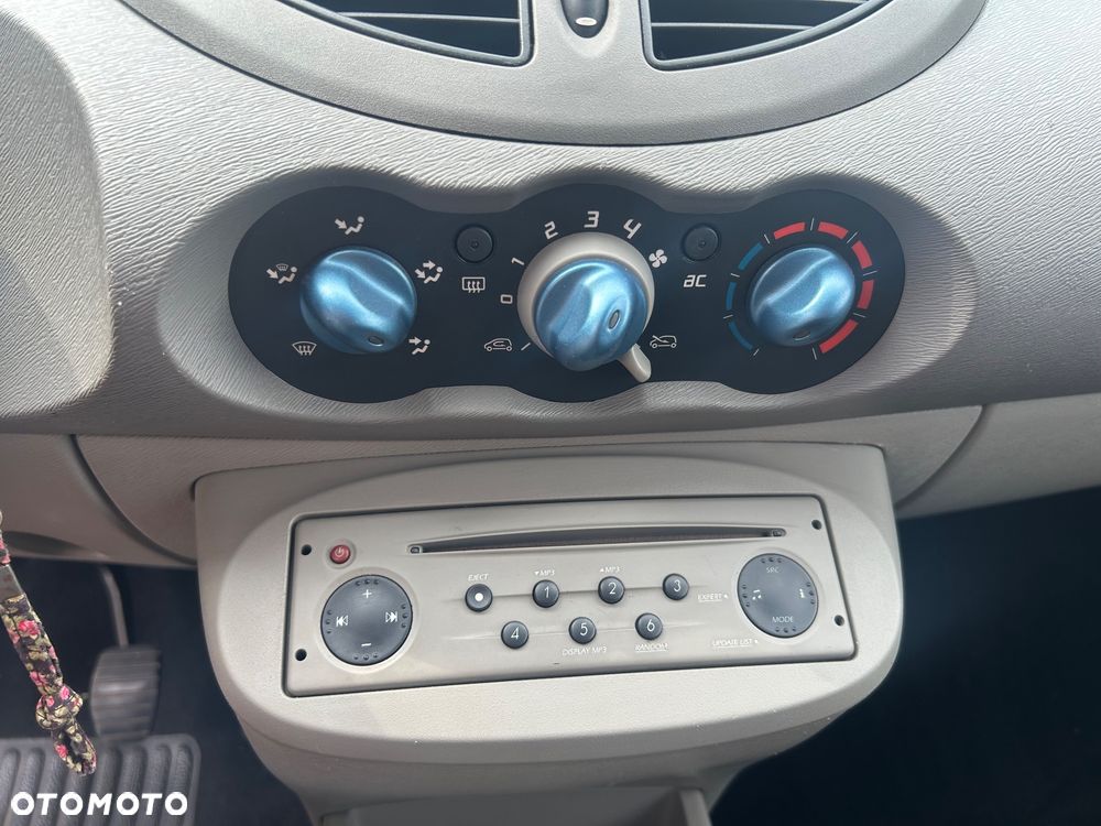 Renault Twingo 1.2 16V Expression - 10