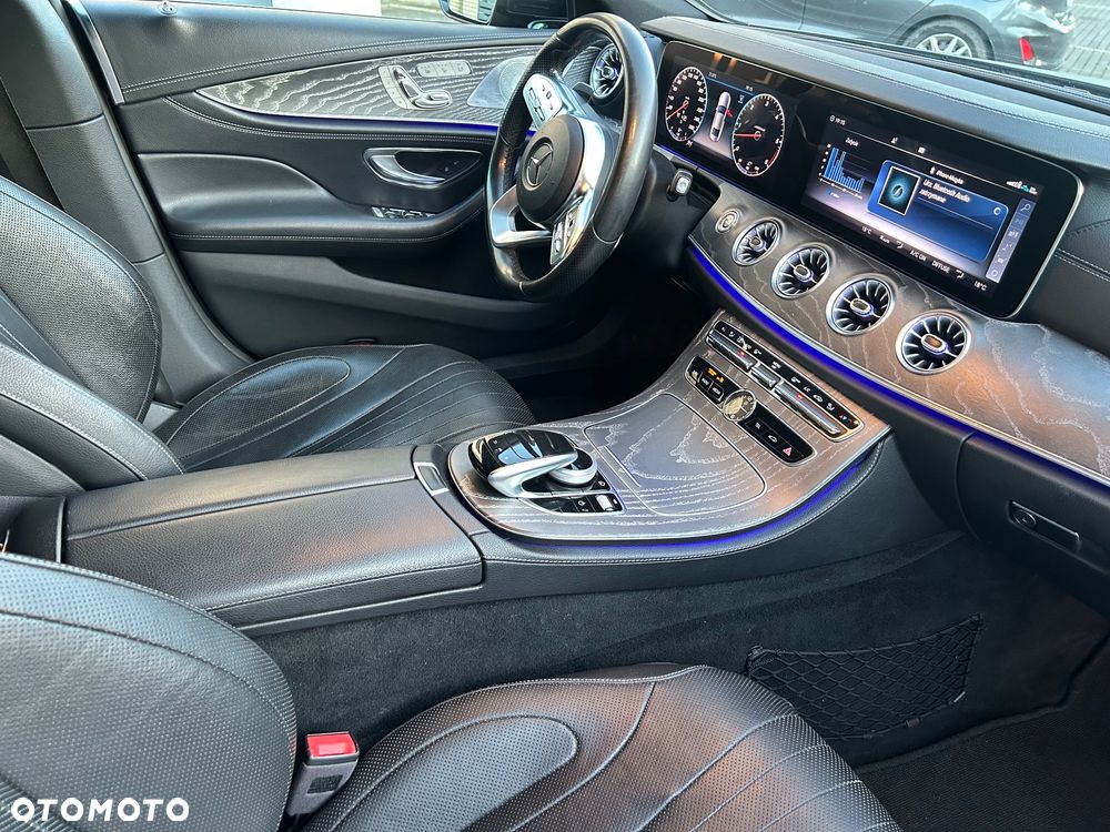 Mercedes-Benz CLS 400 d 4Matic 9G-TRONIC AMG Line - 13