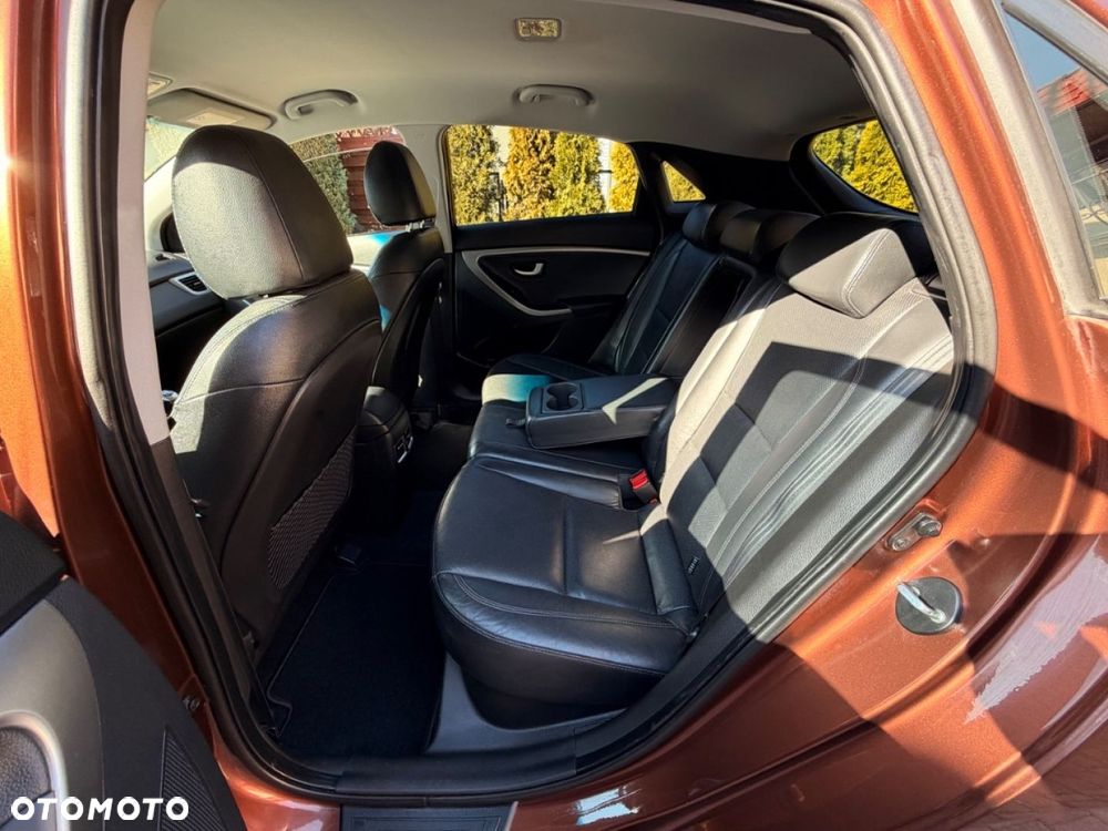 Hyundai i30 1.6 GDI Premium - 20