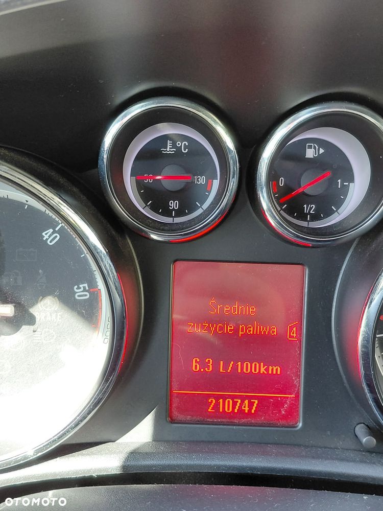 Opel Astra 1.7 CDTI DPF Cosmo - 14