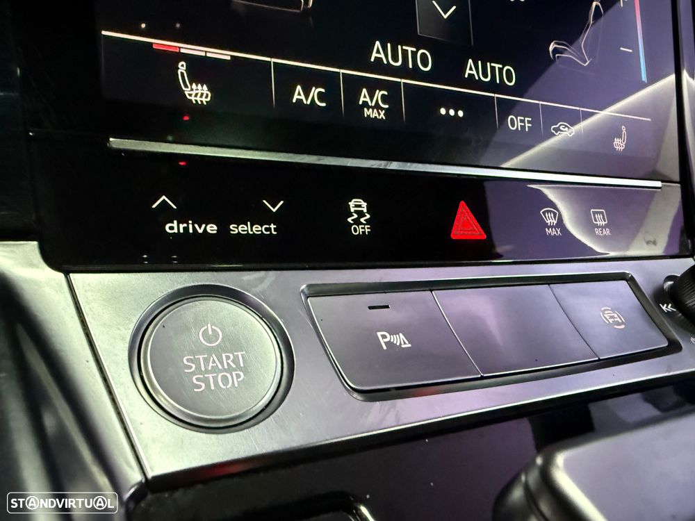 Audi e-tron 50 quattro S line - 28