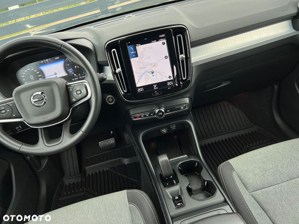 Volvo XC 40 - 36
