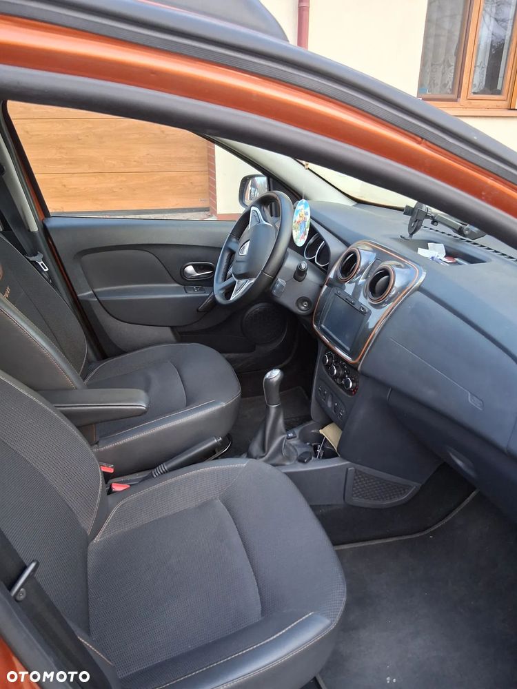 Dacia Sandero Stepway 0.9 TCe Laureate S&S - 11