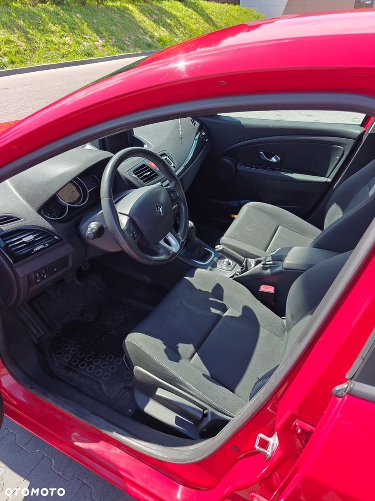Renault Megane 1.5 dCi Expression - 13