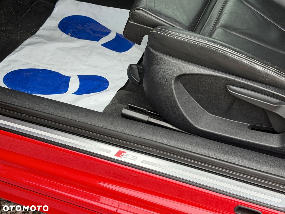 Audi S3 S tronic - 22