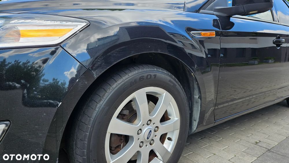 Ford Mondeo 2.0 TDCi Ghia - 11