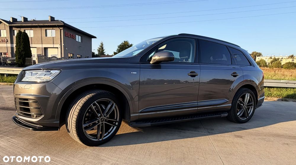 Audi Q7 2018 photo 3