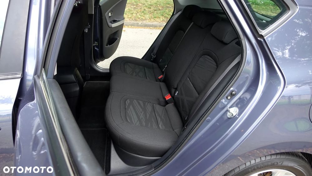 Kia Ceed 1.4 CVVT Dream Team Edition - 8