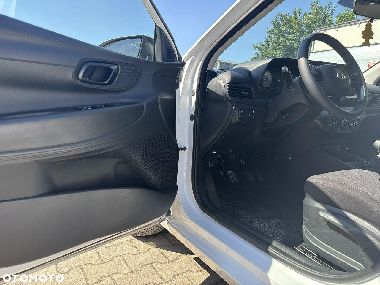 Hyundai i20 1.2 Pure - 10