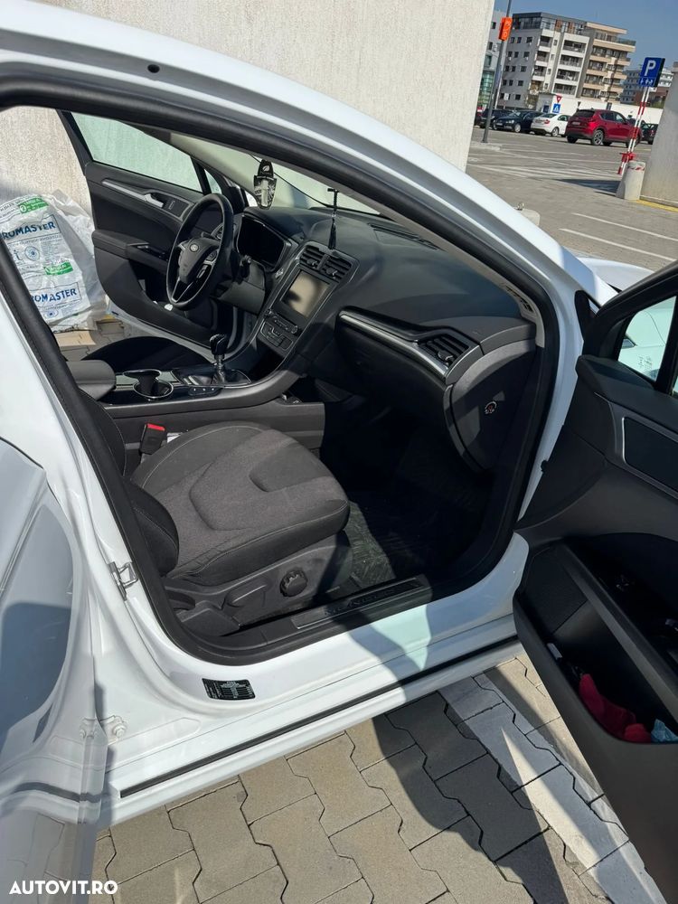 Ford Mondeo 1.6 TDCi ECOnetic Start-Stopp Titanium - 21