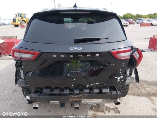 Ford Escape 2.0 EcoBoost AWD Titanium - 10