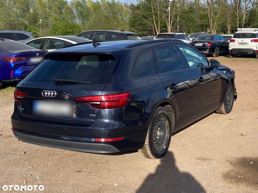 Audi A4 Avant 2.0 TDI S tronic - 11