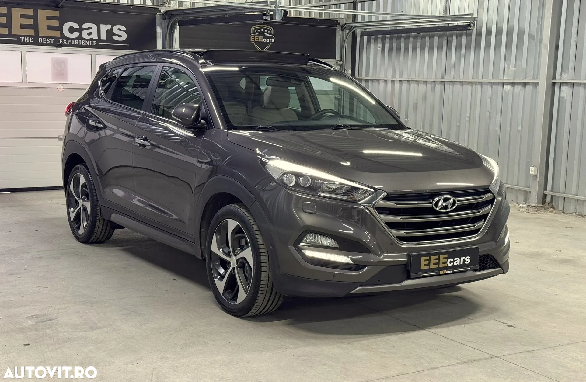 Hyundai Tucson blue 1.7 CRDi 2WD DCT Premium - 29