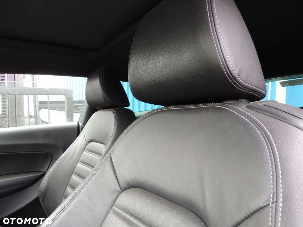 Fotele, kanapy Volkswagen Scirocco '09 1K8 - 1