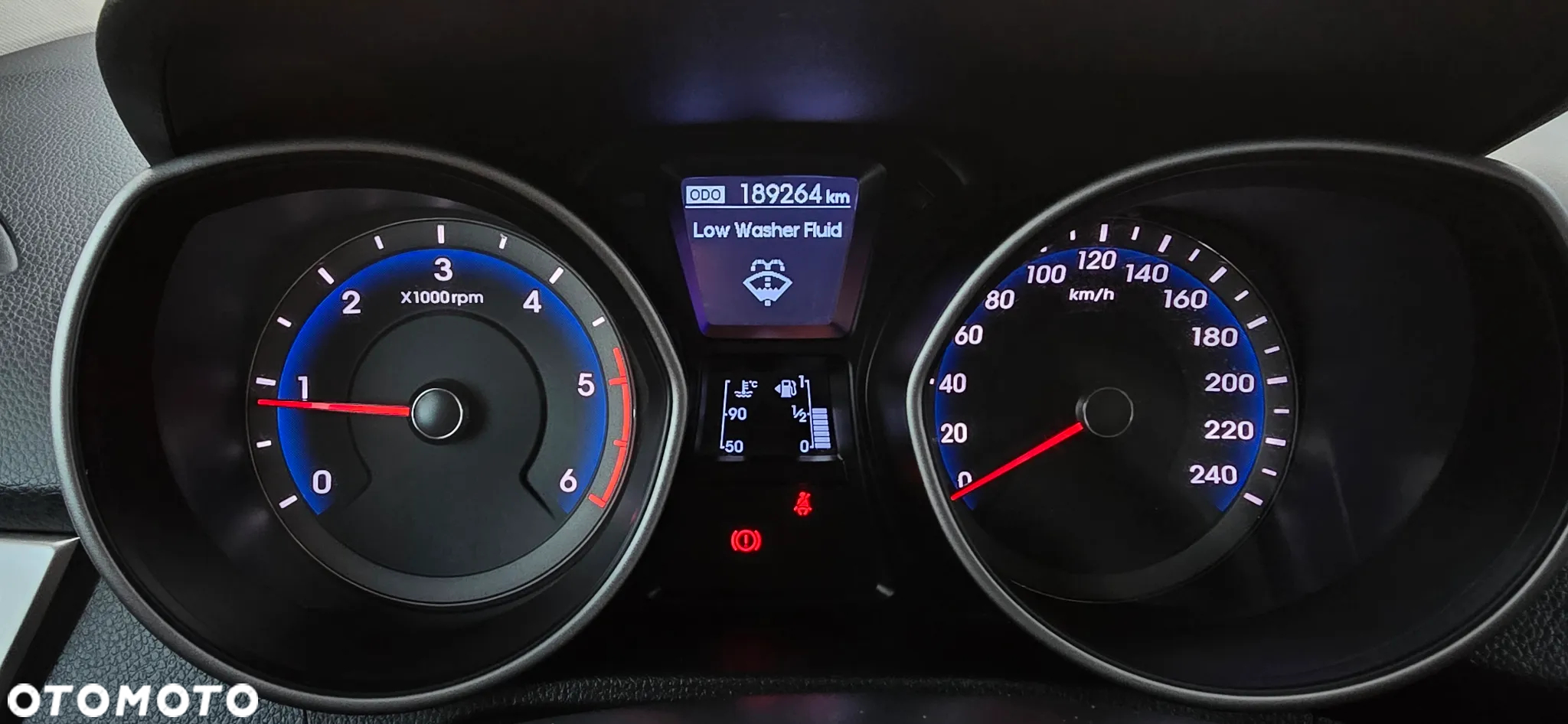 Hyundai i30 blue 1.6 CRDi Trend - 31