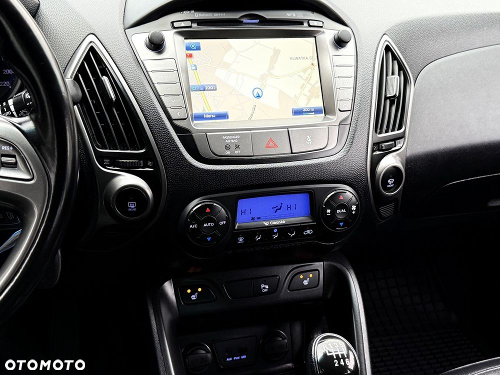 Hyundai ix35 blue 1.6 2WD Finale Gold - 22