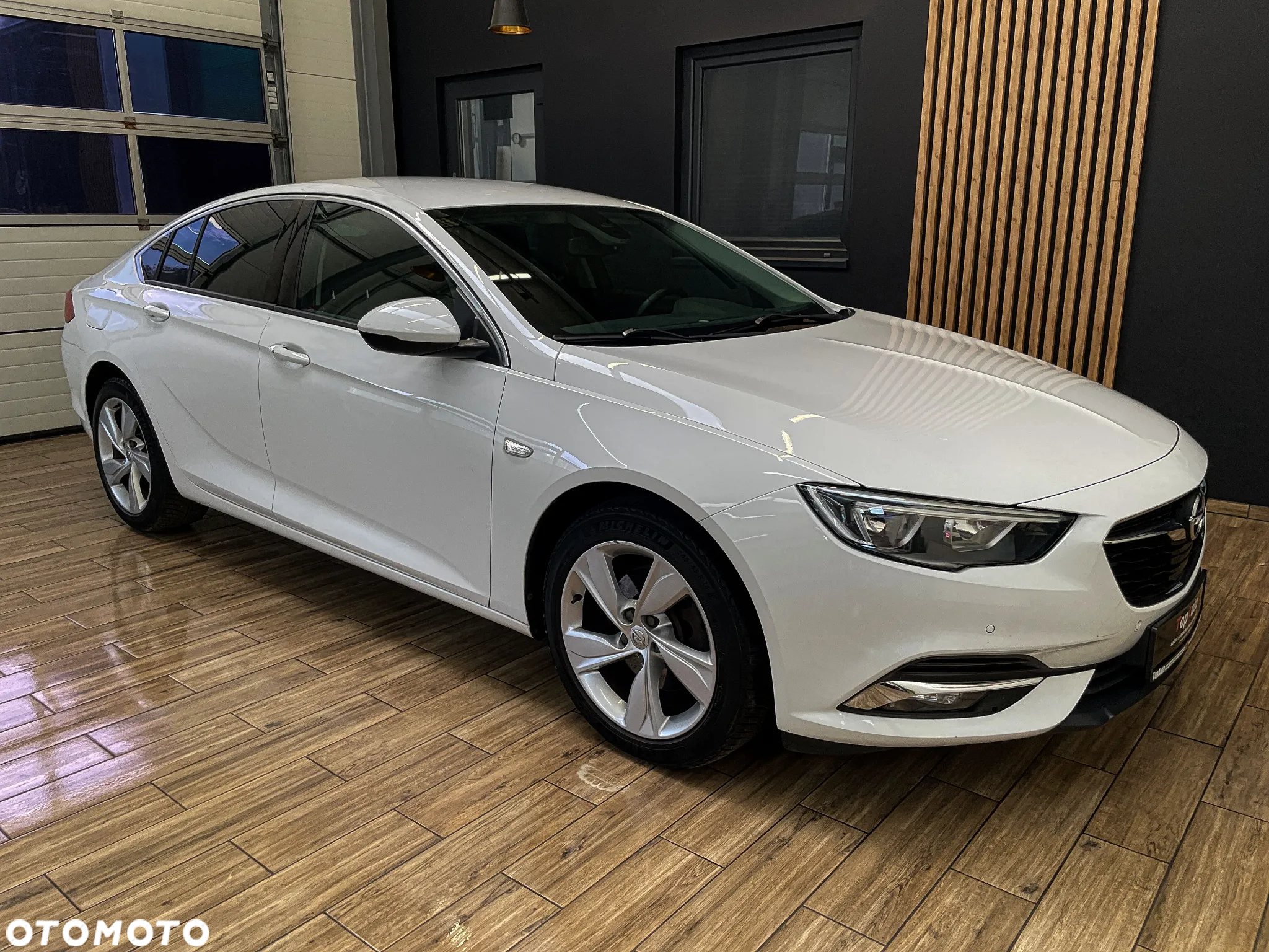 Opel Insignia 1.6 CDTI Enjoy S&S Eco - 5