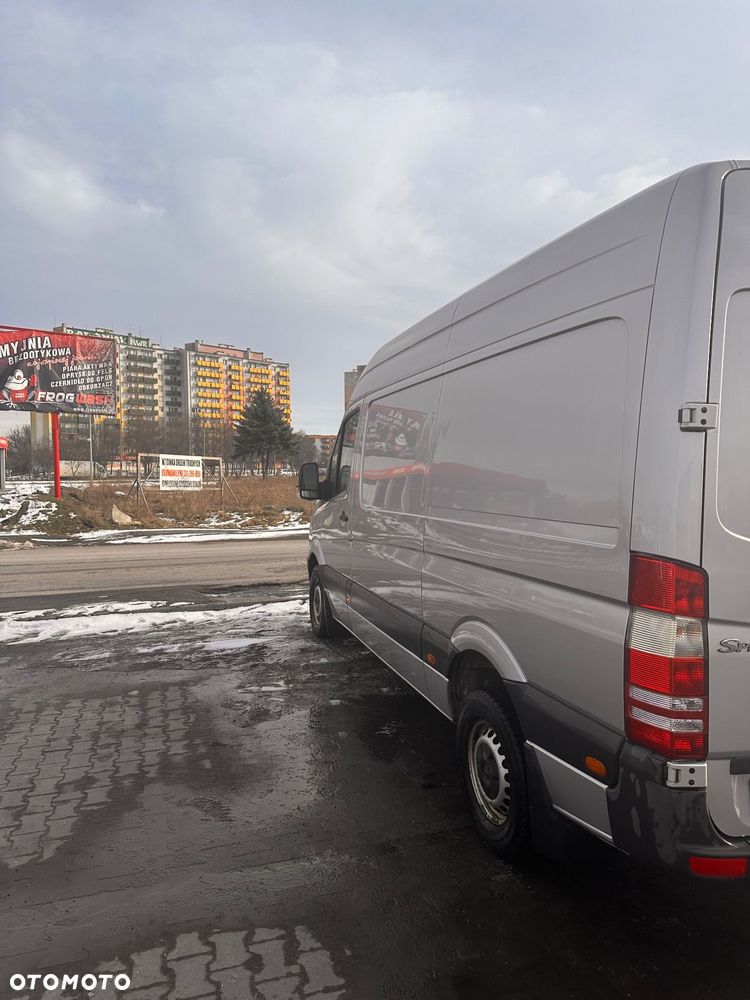 Mercedes-Benz Sprinter 906.235 - 7