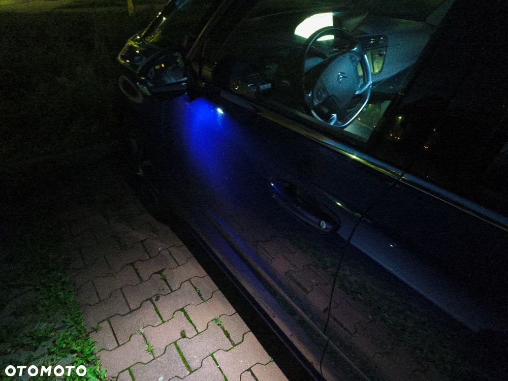 Citroën C4 Picasso 1.6 BlueHDi MoreLife S&S - 28