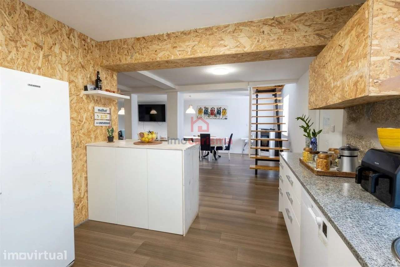 Moradia T5 em Lordelo, Guimarães - Grande imagem: 3/30
