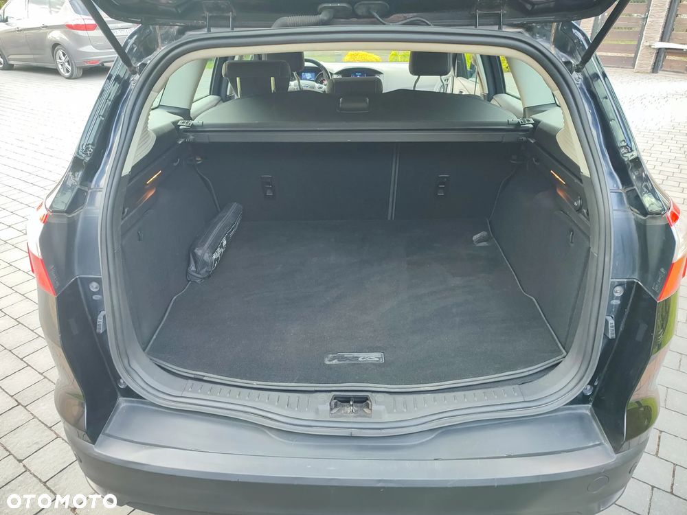 Ford Focus 1.0 EcoBoost STart-Stopp-System TITANIUM - 12