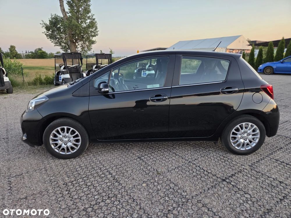 Toyota Yaris 1.33 Premium - 2