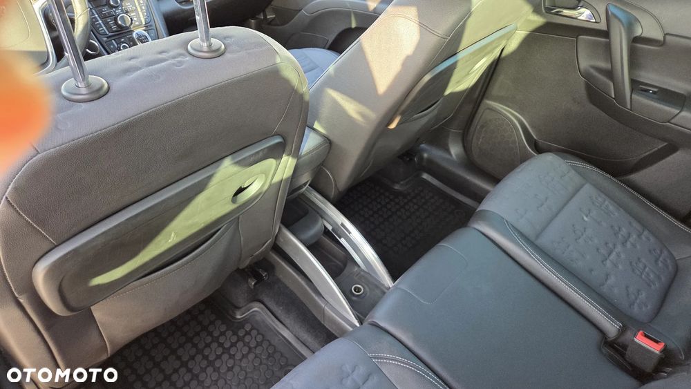Opel Meriva 1.7 CDTI Cosmo - 8