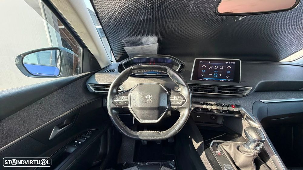 Peugeot 3008 1.6 BlueHDi GT Line - 24
