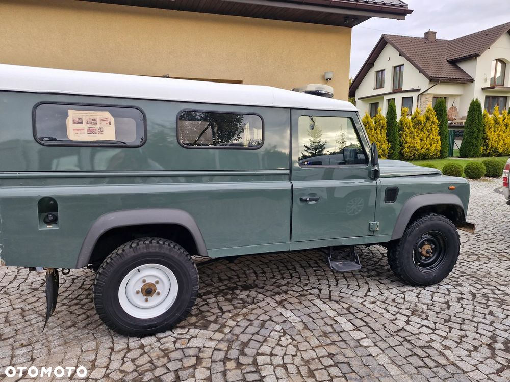 Land Rover Defender - 5
