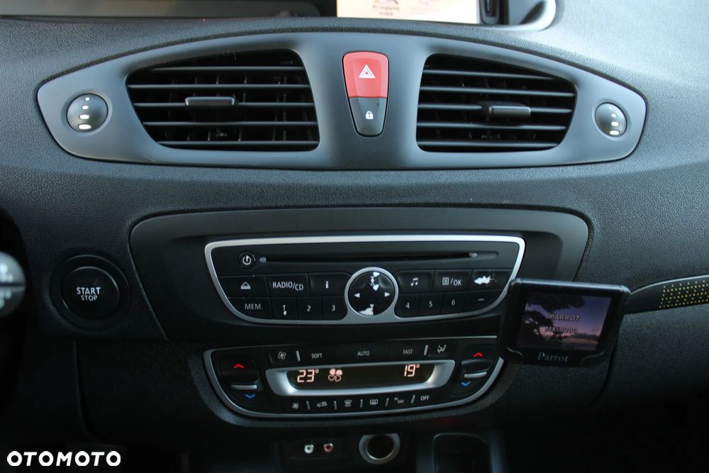 Renault Grand Scenic 1.6 16V 110 LIMITED - 33