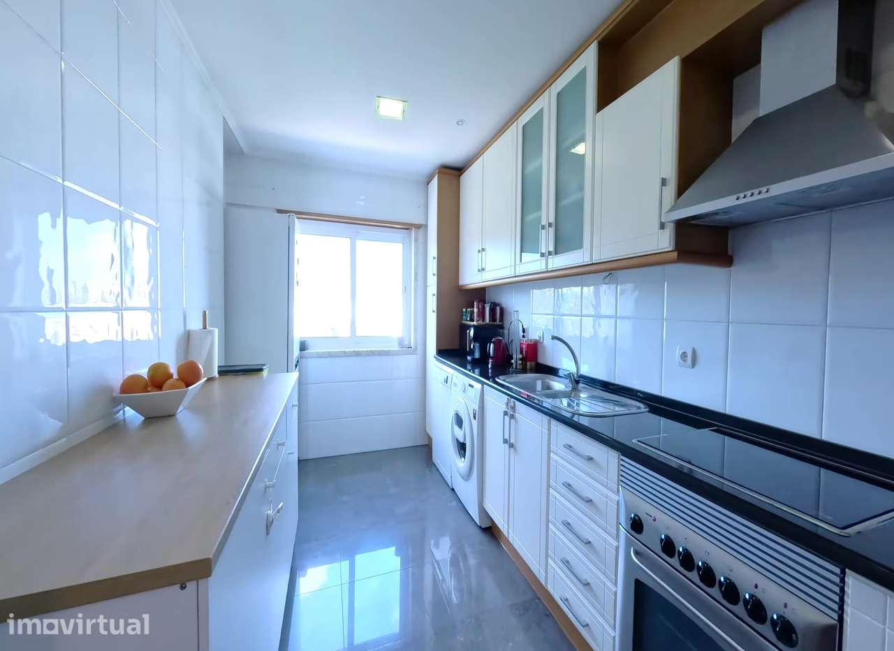Apartamento T2 com varanda Sacavém e Prior Velho - Grande imagem: 4/18