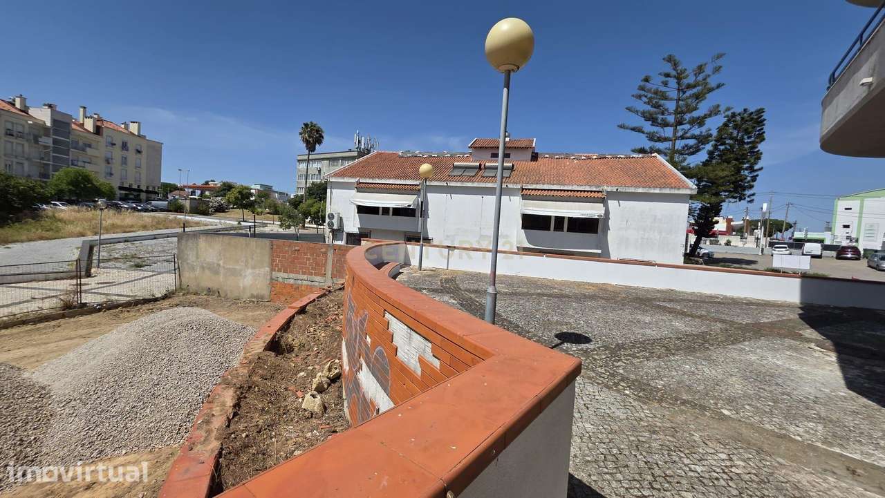 Terreno com 506m2 na Charneca de Caparica, Almada - Grande imagem: 5/13
