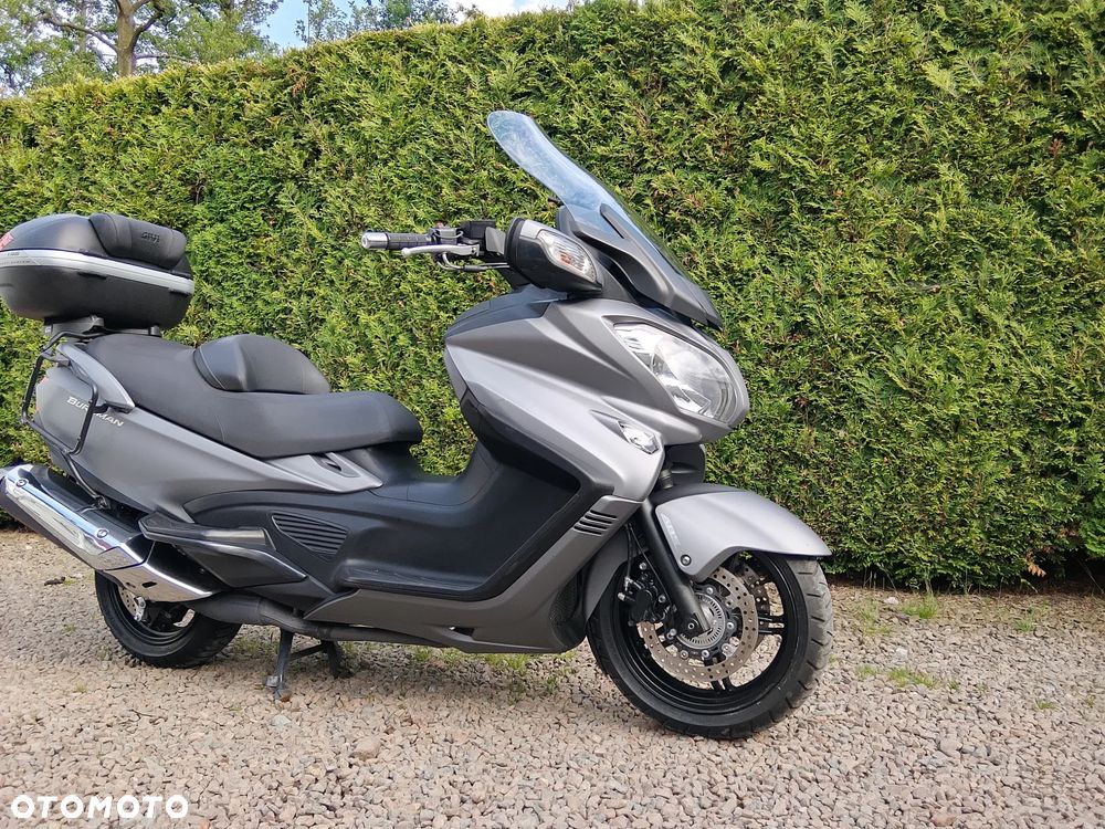 Suzuki Burgman - 3