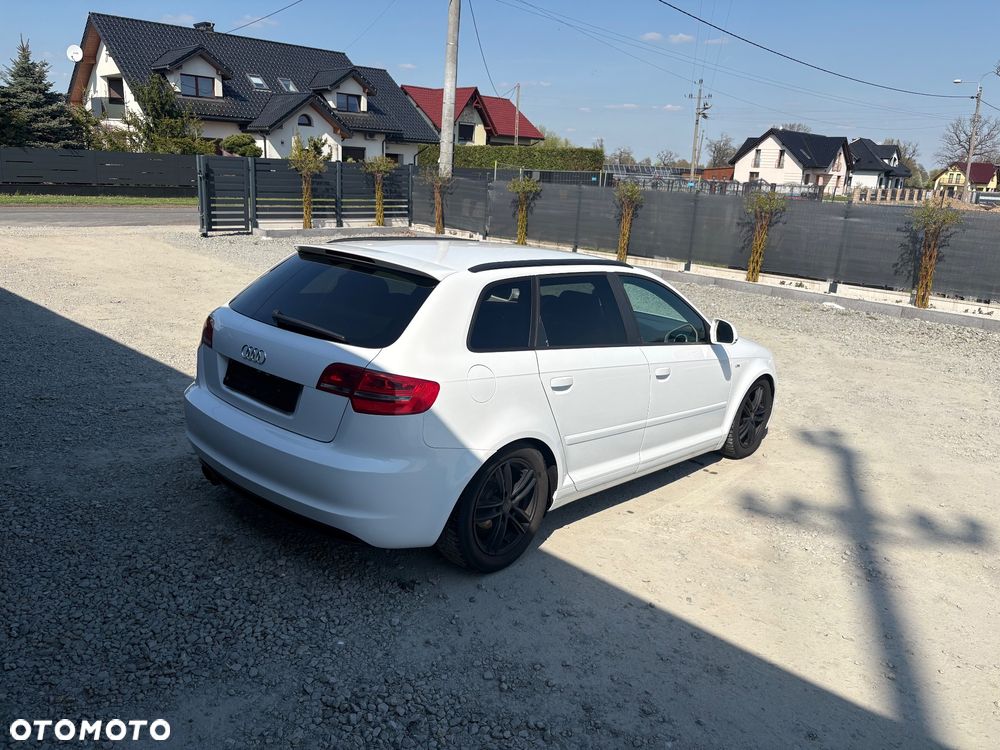 Audi A3 Sportback 1.4 TFSI S Line Sportpaket plus - 3