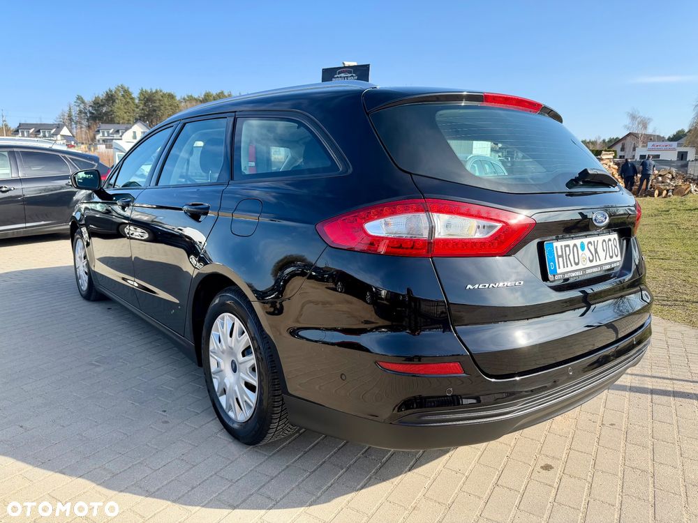 Ford Mondeo 1.5 TDCi ECOnetic Start-Stopp Titanium - 4