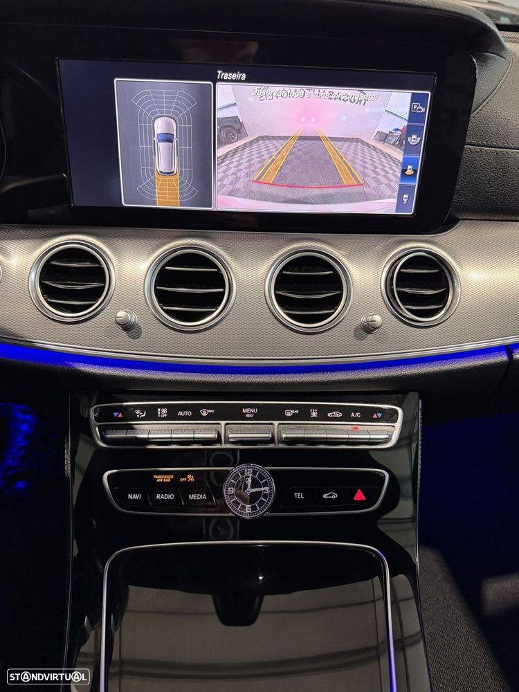 Mercedes-Benz E 300 de AMG Line - 18