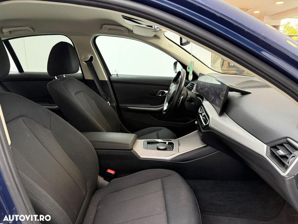 BMW Seria 3 316d AT MHEV - 28