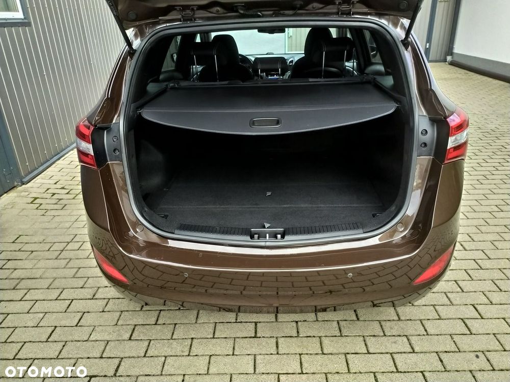 Hyundai i30 1.6 GDI BlueDrive Go - 23