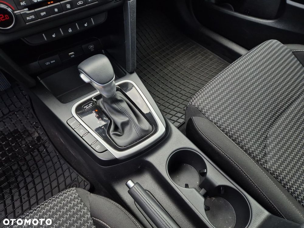 Kia Ceed 1.5 T-GDI M DCT - 16