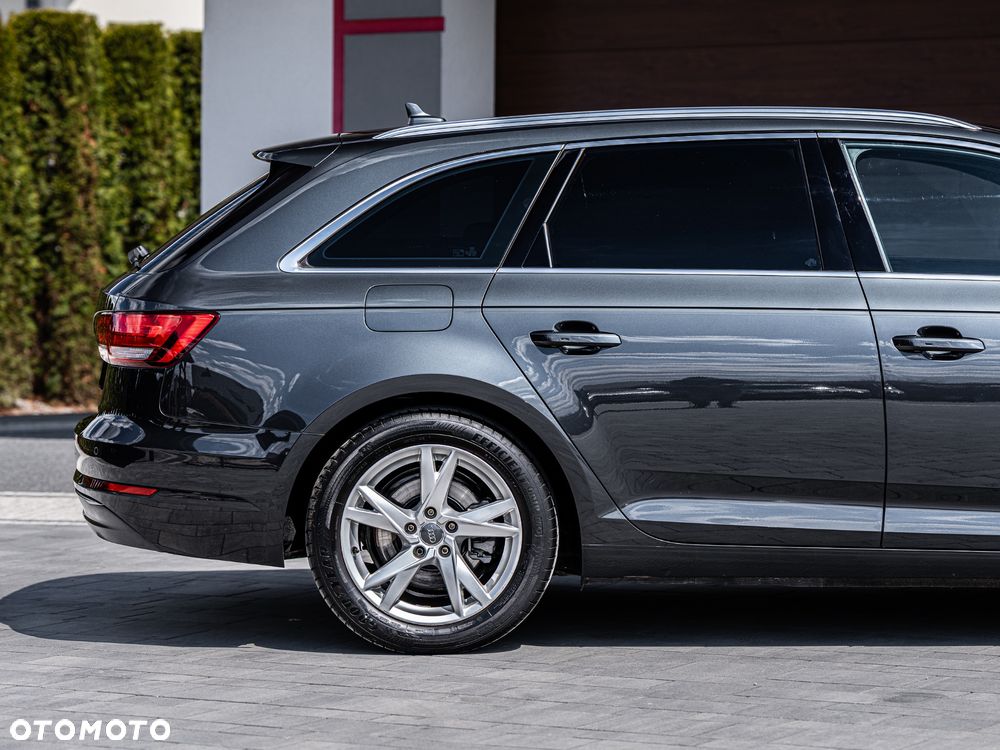 Audi A4 Avant 2.0 TDI DPF S line Sportpaket - 8