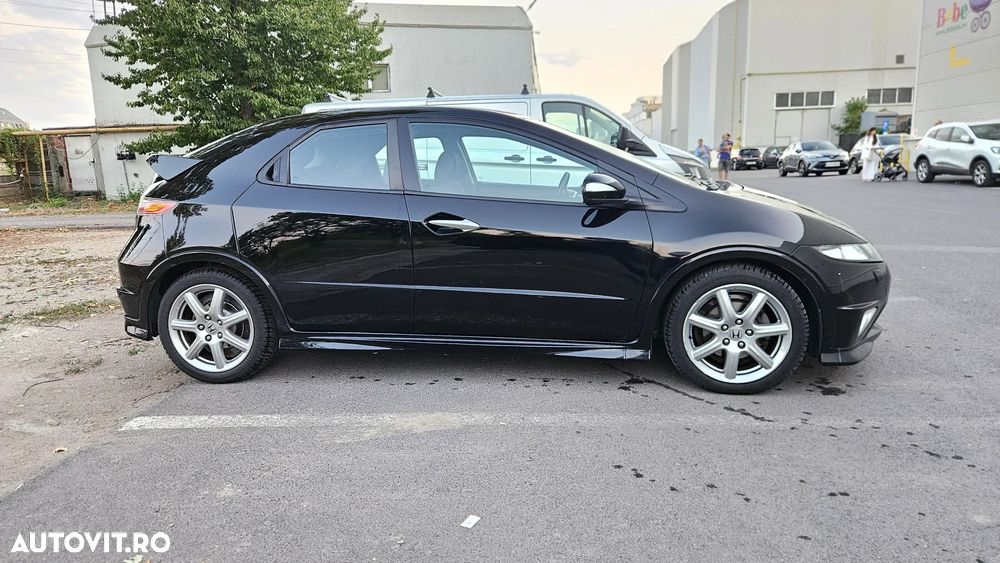 Honda Civic 1.8i Sport - 6