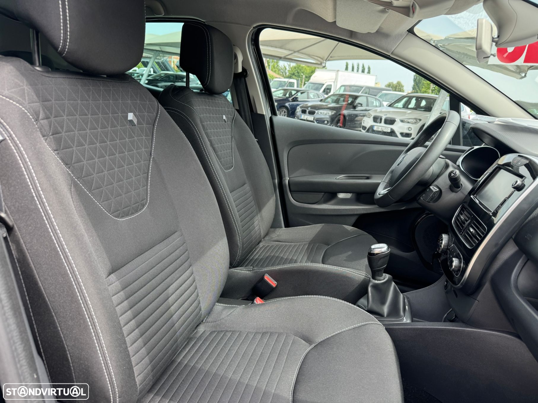 Renault Clio 0.9 TCe Limited Edition - 11