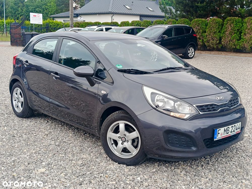 Kia Rio 1.2 Attract - 4