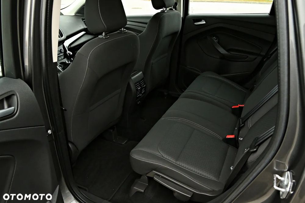 Ford Kuga 1.5 EcoBoost FWD ST-Line ASS GPF - 32