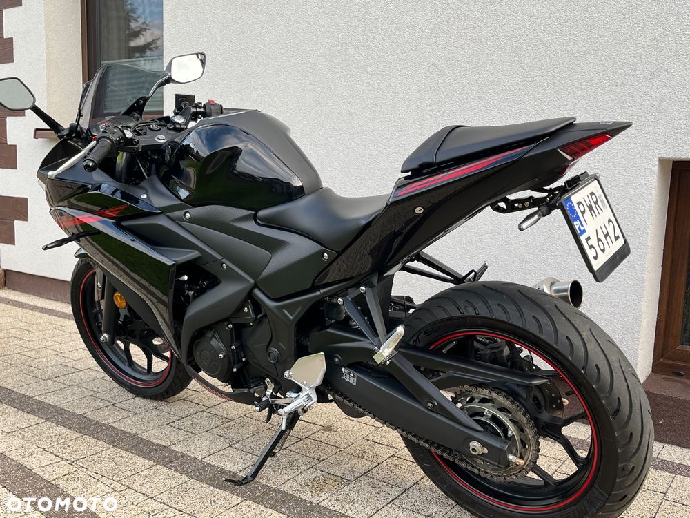 Yamaha R3 - 6