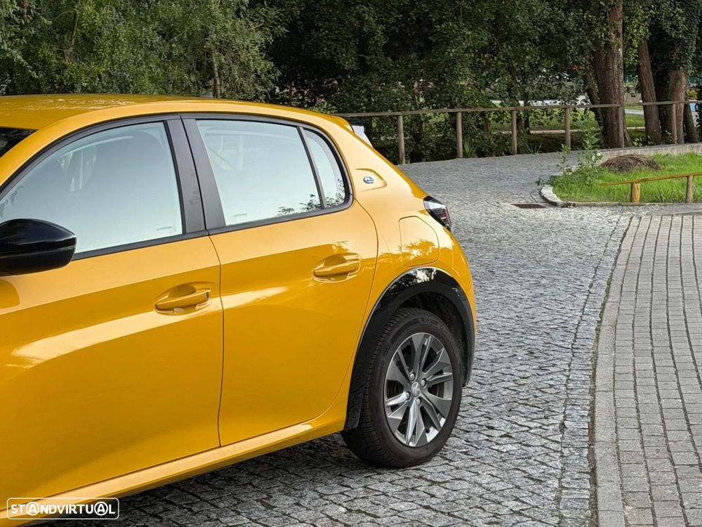 Peugeot e-208 50 kWh Active Pack - 3