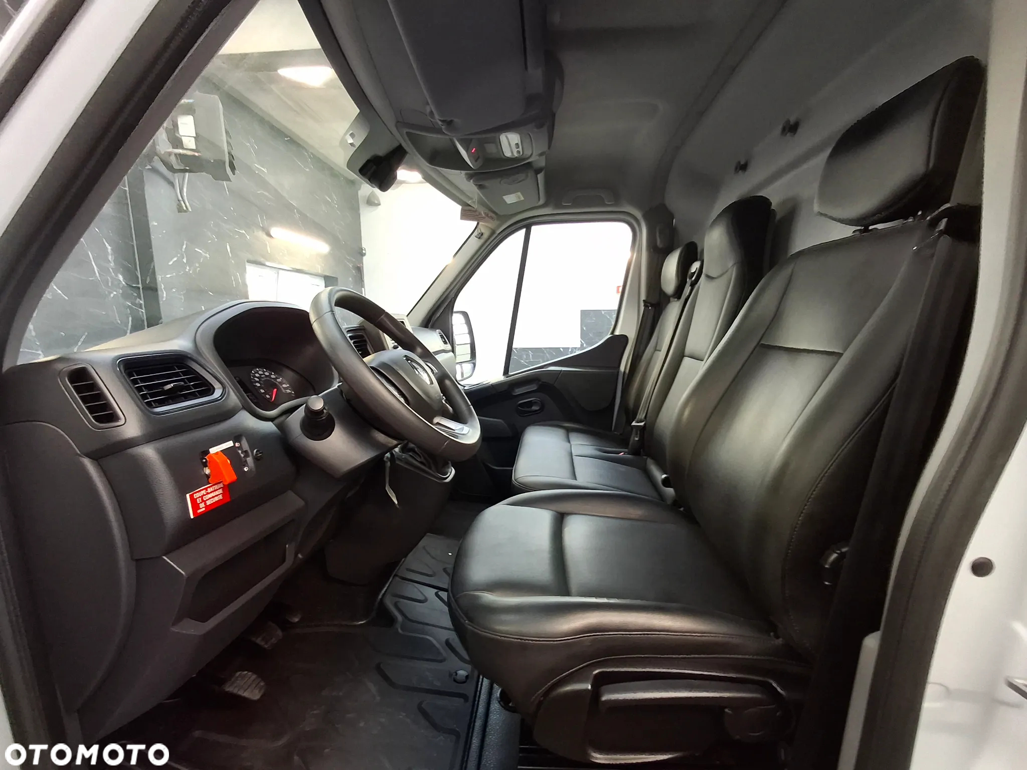 Renault Reno Master LIFT L2H2 Certyfikat ADR 9.1.1.2 EX/II Materiały Wybuchowe Furgon Van 3 Miejsca 2020r - 16